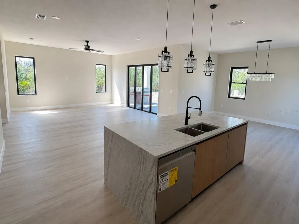 19215 Nutmeg Street Orlando FL 32833