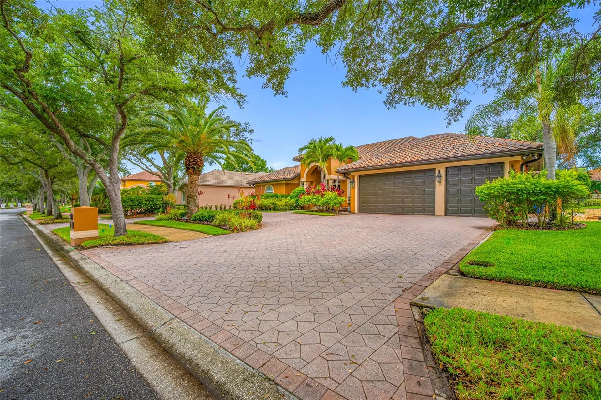 7888 Bayou Club Boulevard Seminole FL 33777