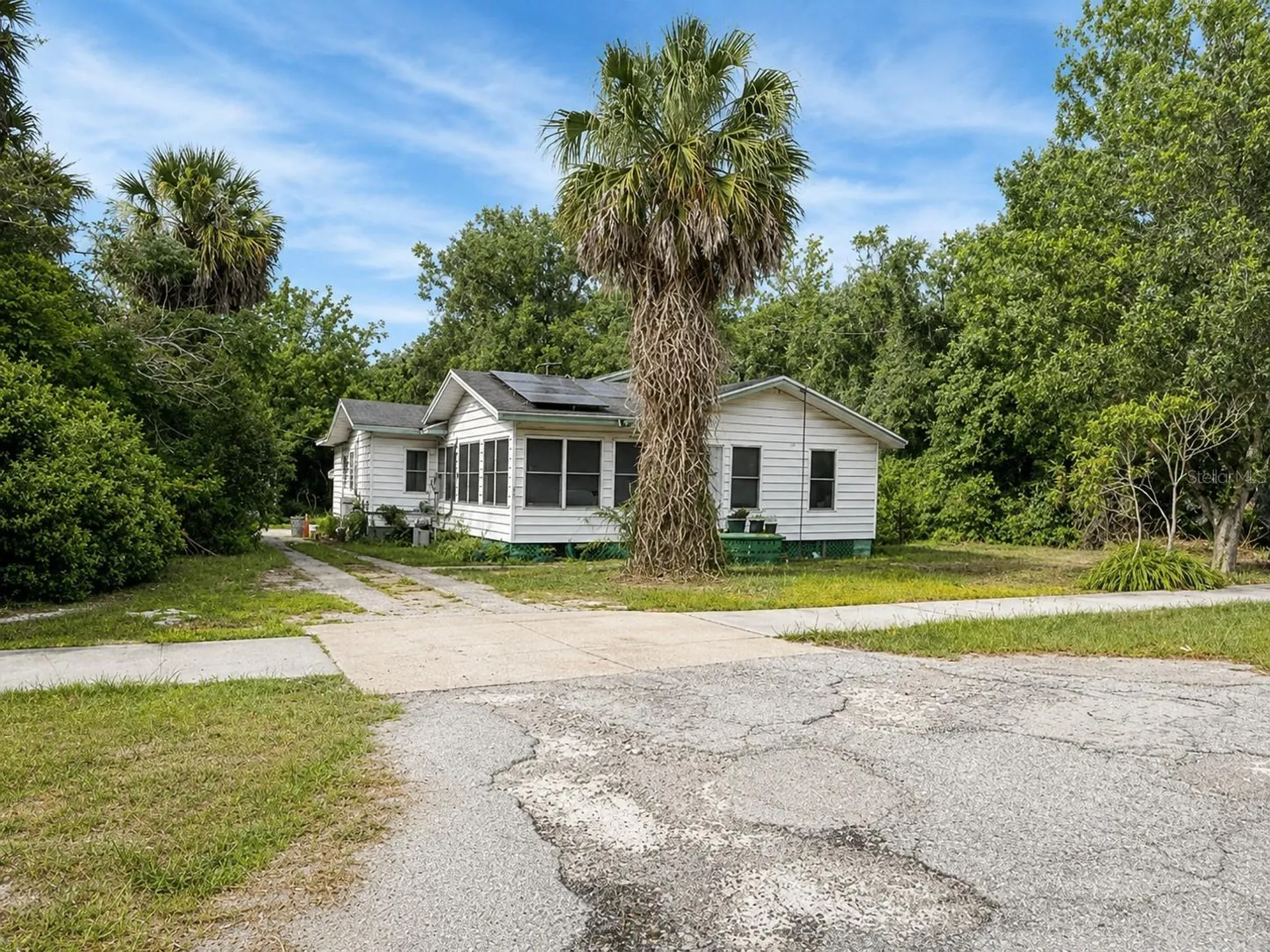1805 E Orange Avenue Eustis FL 32726