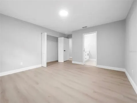 306 Floral Drive Tampa FL 33613