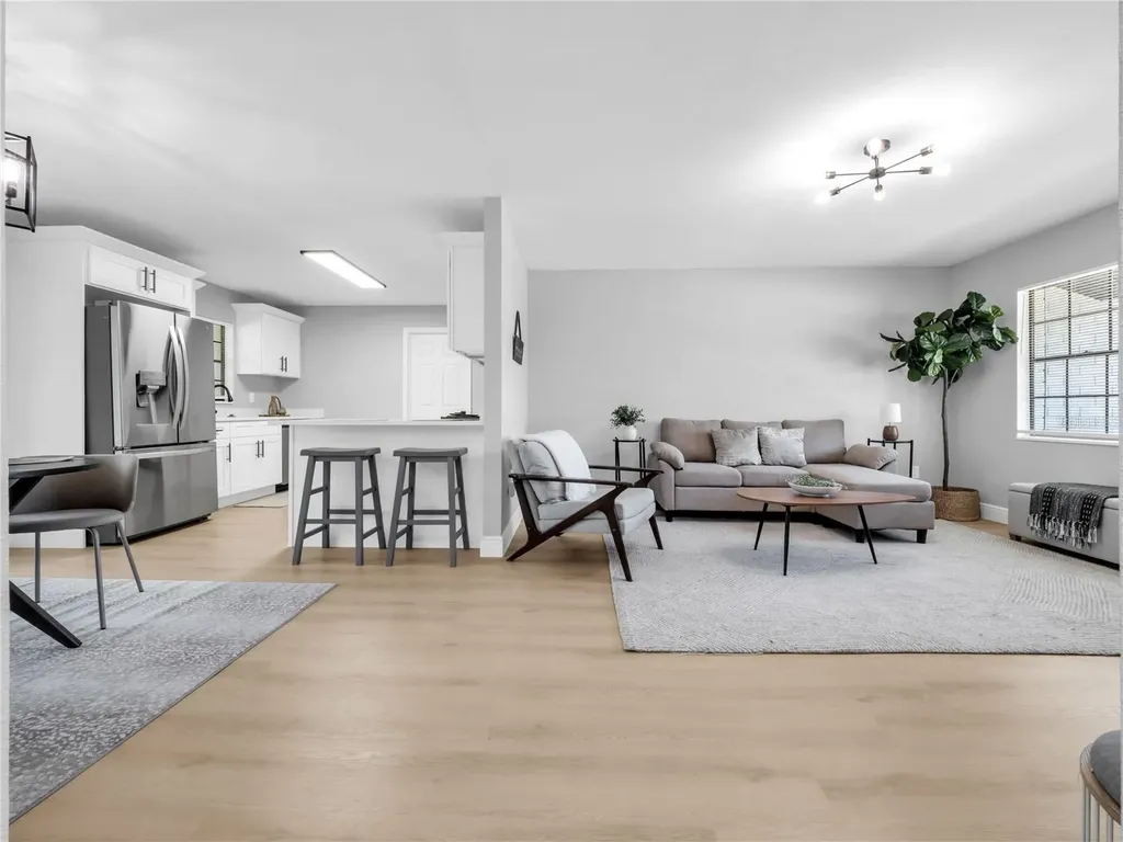5213 Colfax Place Seffner FL 33584
