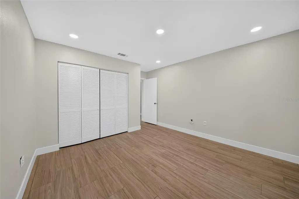 2007 59th Circle S St Petersburg FL 33712