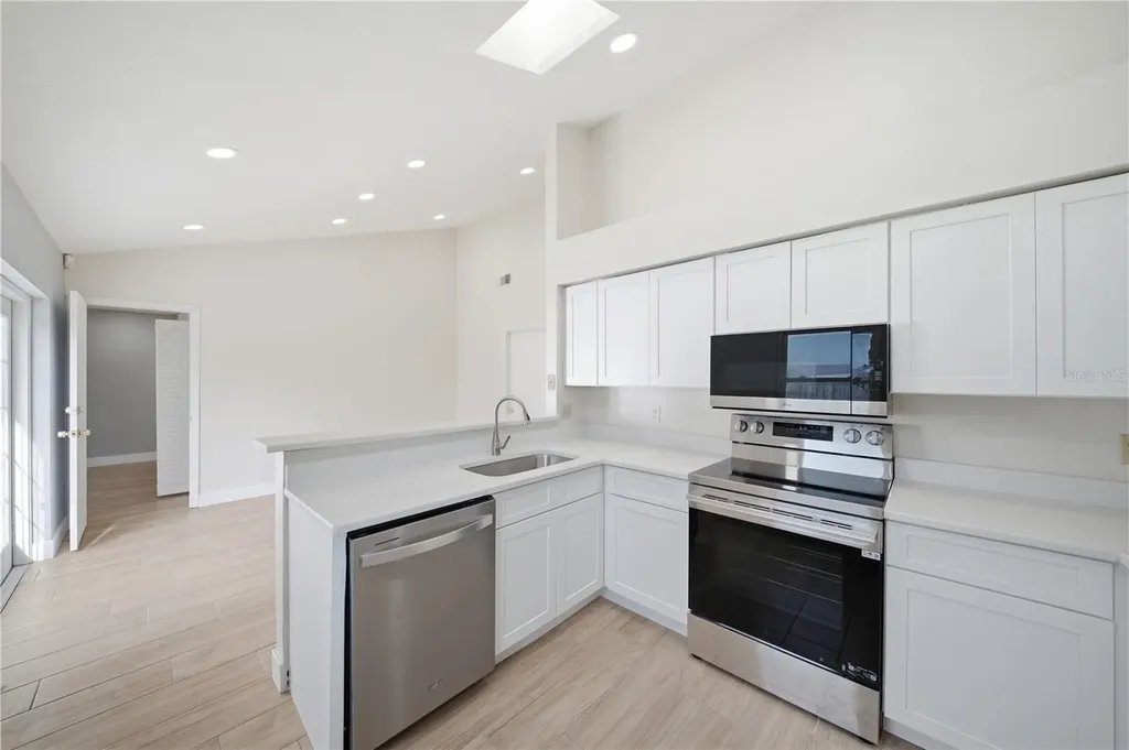 2007 59th Circle S St Petersburg FL 33712