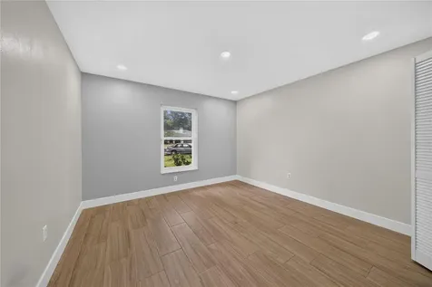 2007 59th Circle S St Petersburg FL 33712