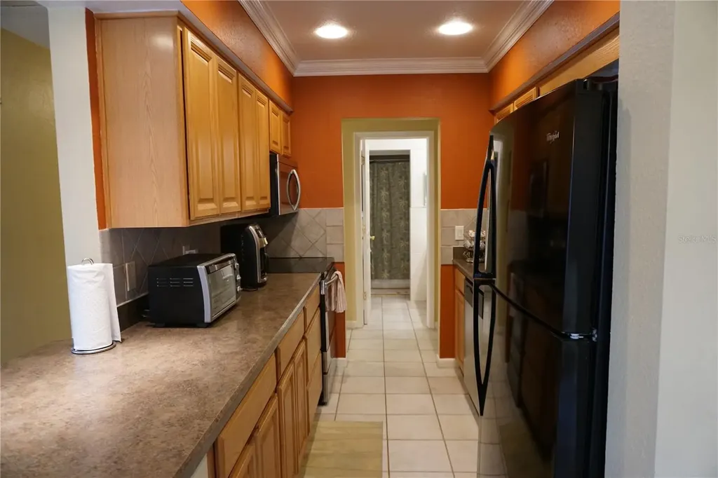 3753 46th Avenue S St Petersburg FL 33711