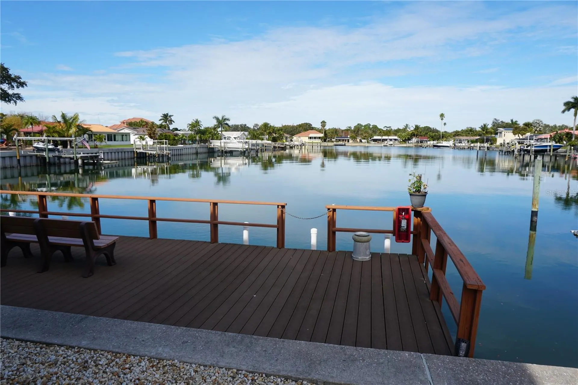 3753 46th Avenue S St Petersburg FL 33711