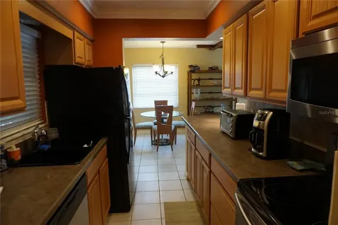 3753 46th Avenue S St Petersburg FL 33711