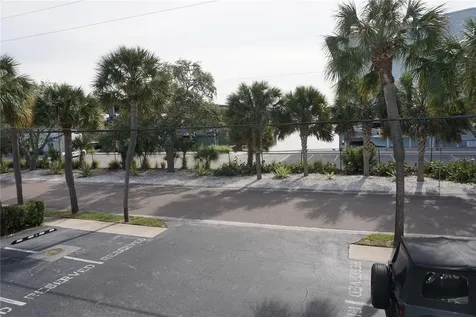 3753 46th Avenue S St Petersburg FL 33711