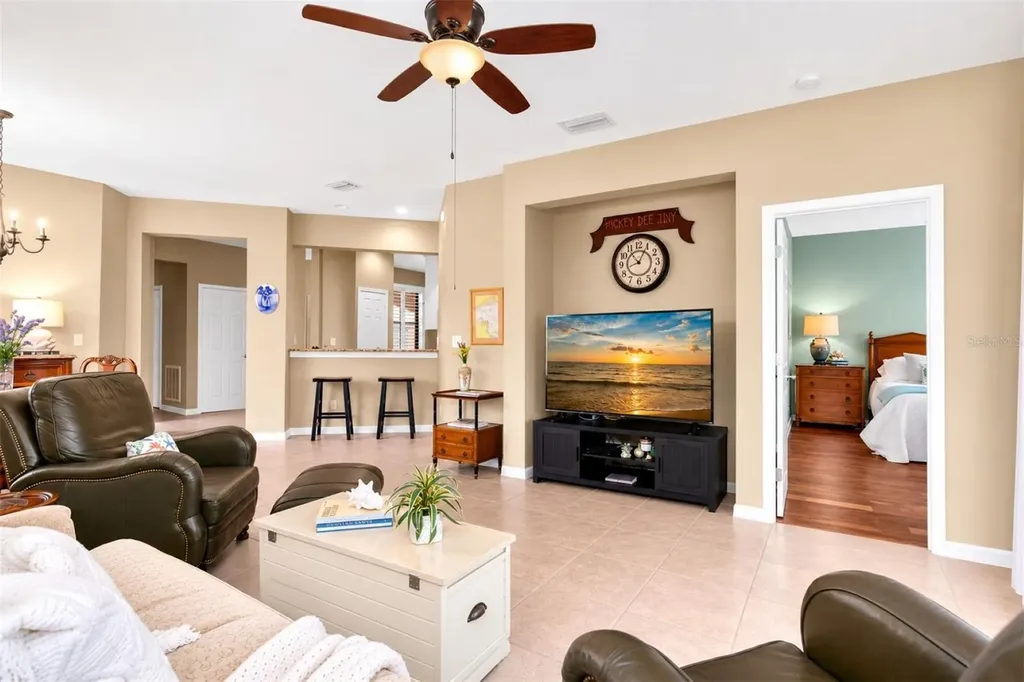 335 Seneca Falls Drive Apollo Beach FL 33572