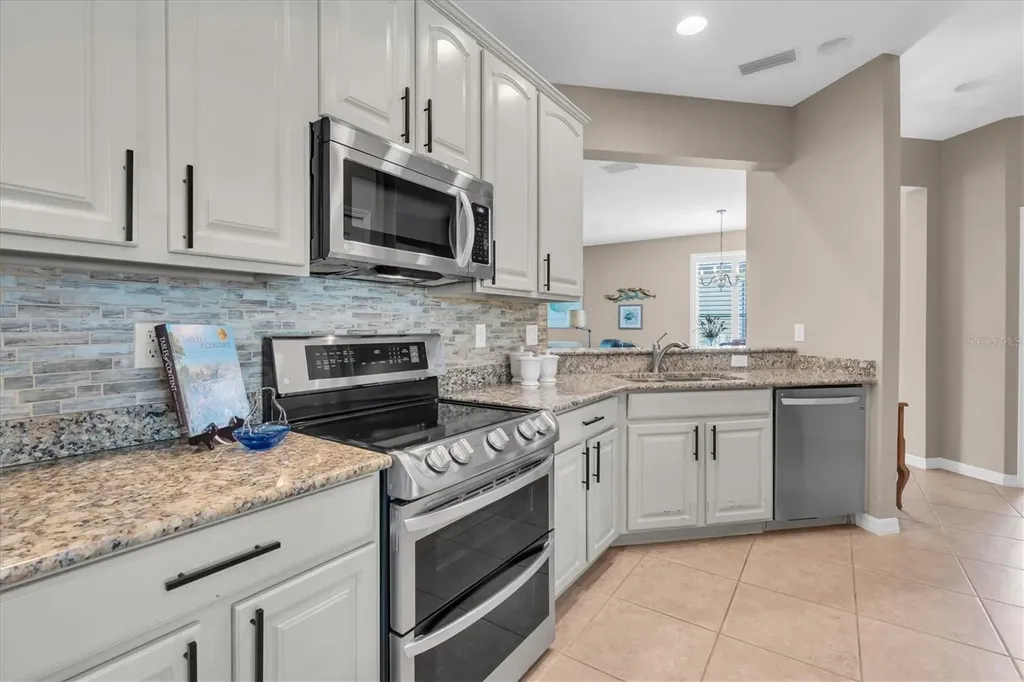 335 Seneca Falls Drive Apollo Beach FL 33572