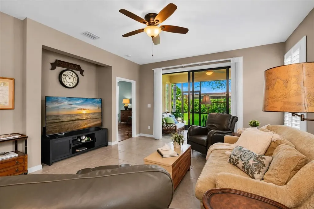 335 Seneca Falls Drive Apollo Beach FL 33572