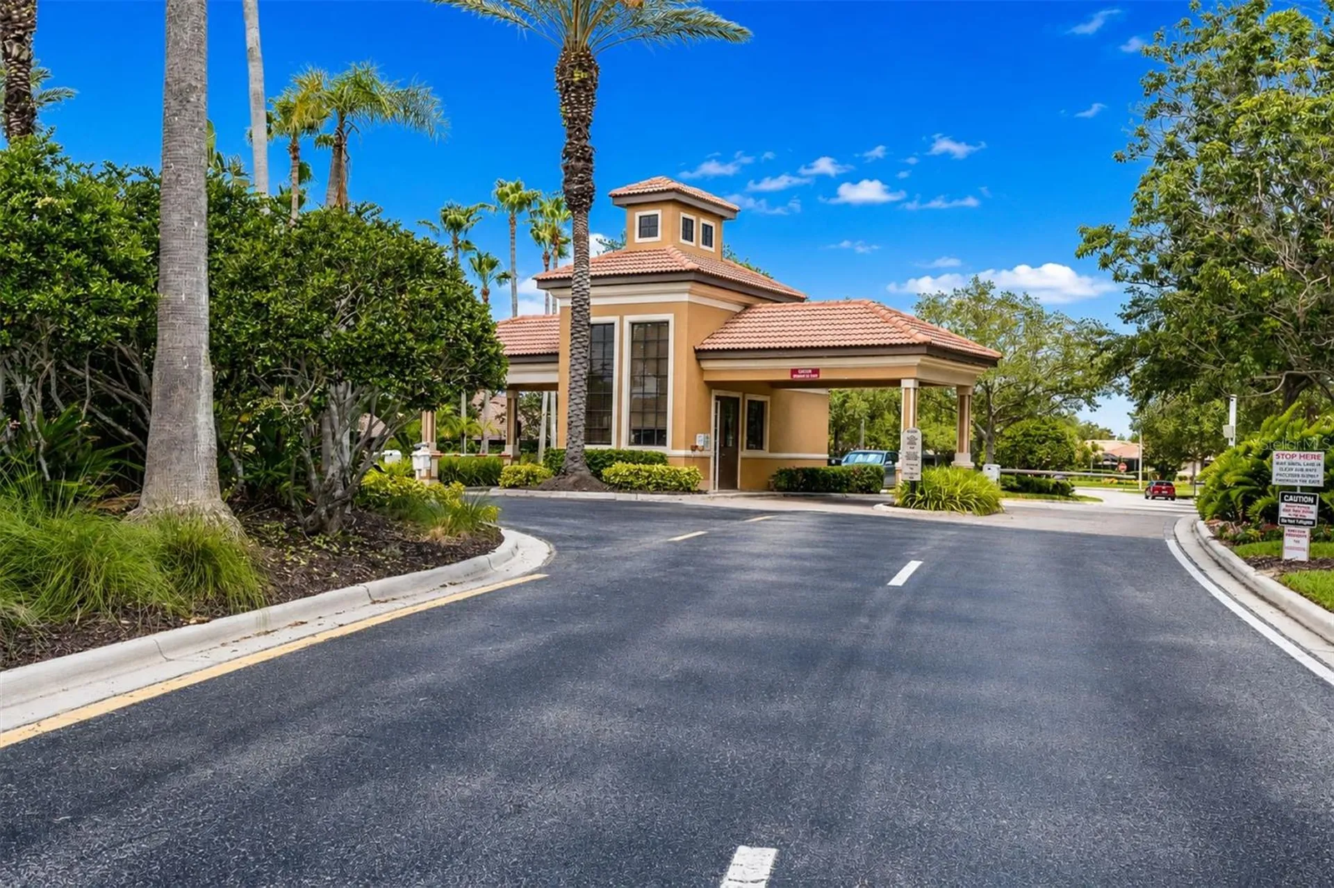 335 Seneca Falls Drive Apollo Beach FL 33572