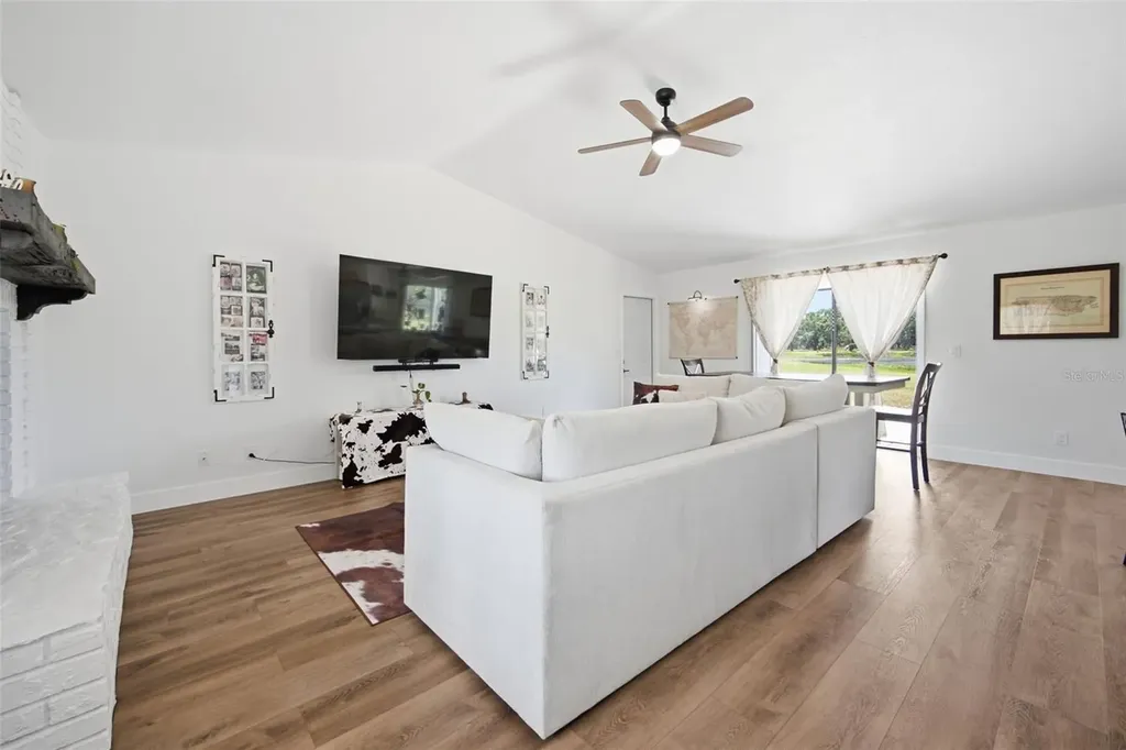 18208 State Road 52 Land O Lakes FL 34638