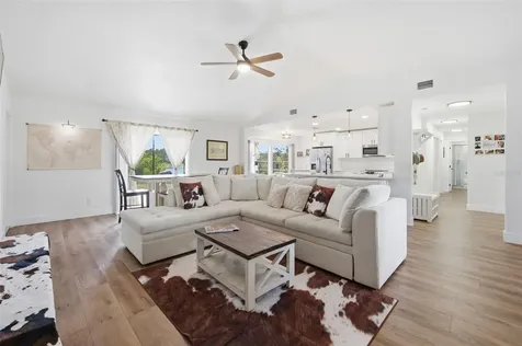 18208 State Road 52 Land O Lakes FL 34638