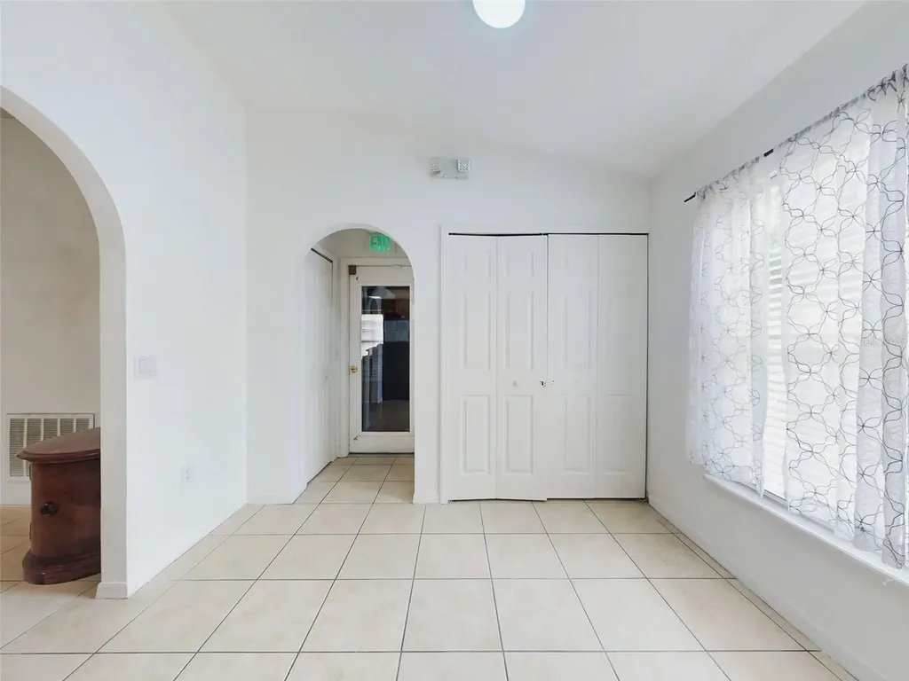 185 Winding Cove Avenue Apopka FL 32703