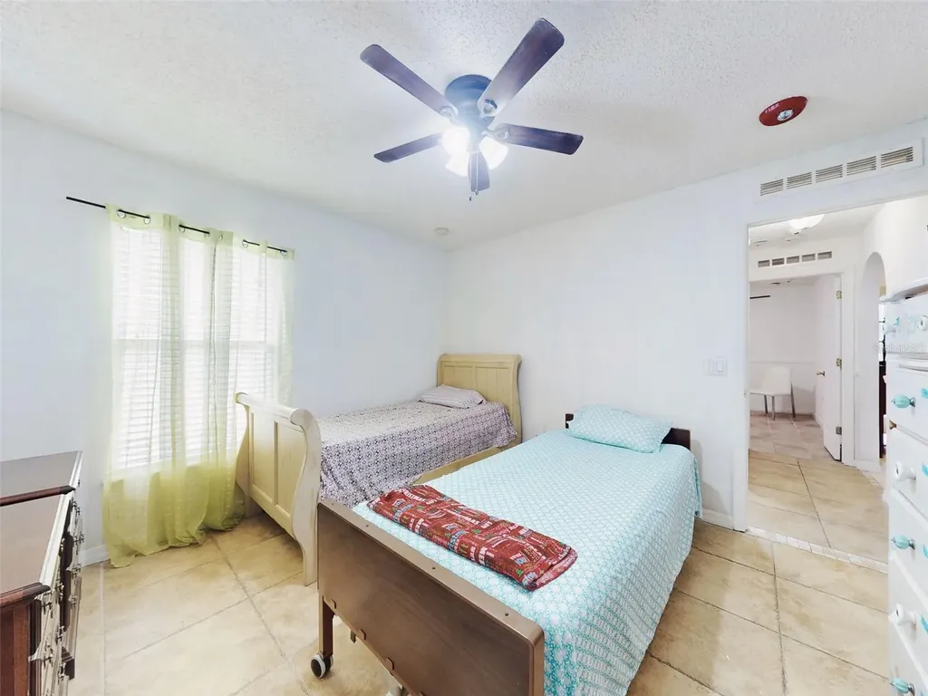 185 Winding Cove Avenue Apopka FL 32703