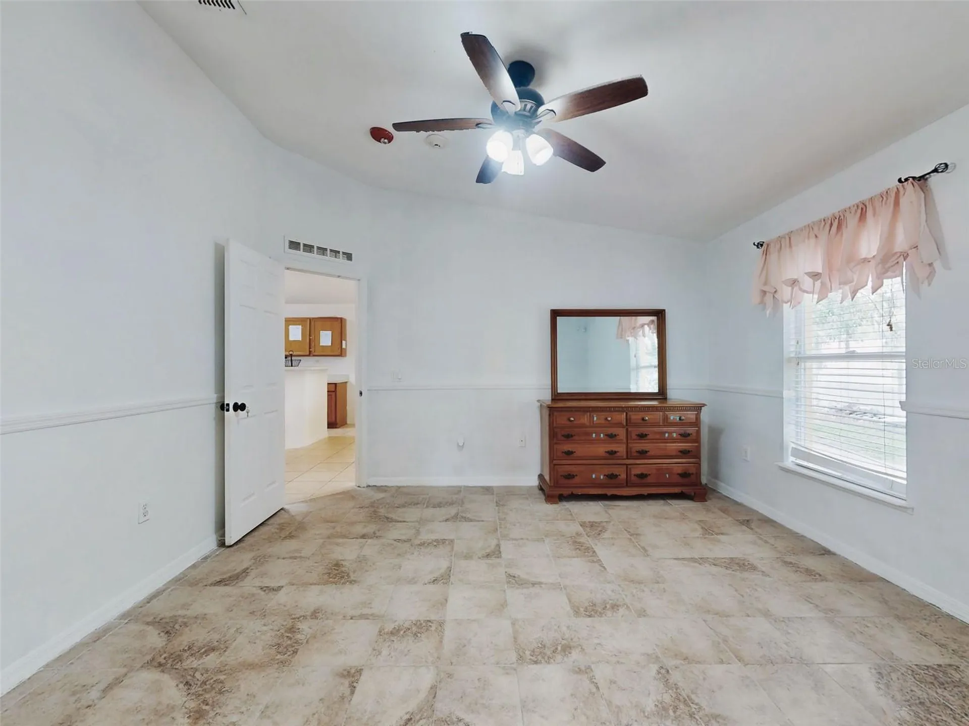 185 Winding Cove Avenue Apopka FL 32703