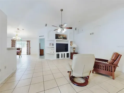 185 Winding Cove Avenue Apopka FL 32703