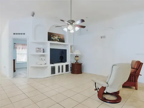 185 Winding Cove Avenue Apopka FL 32703