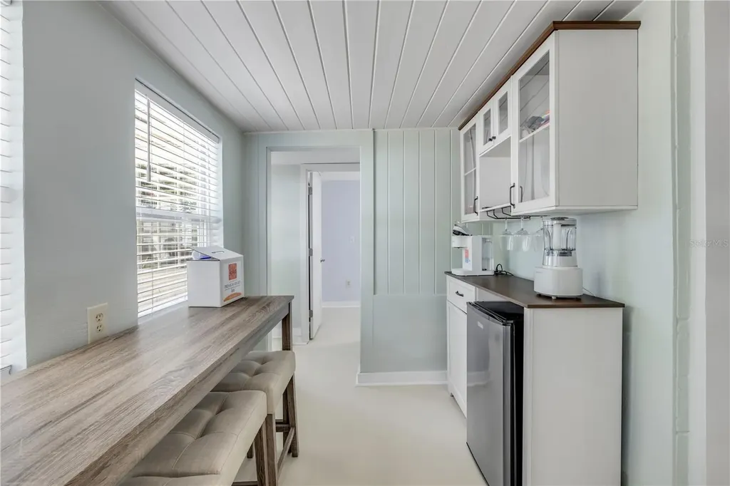 308 Due East Street New Smyrna Beach FL 32169