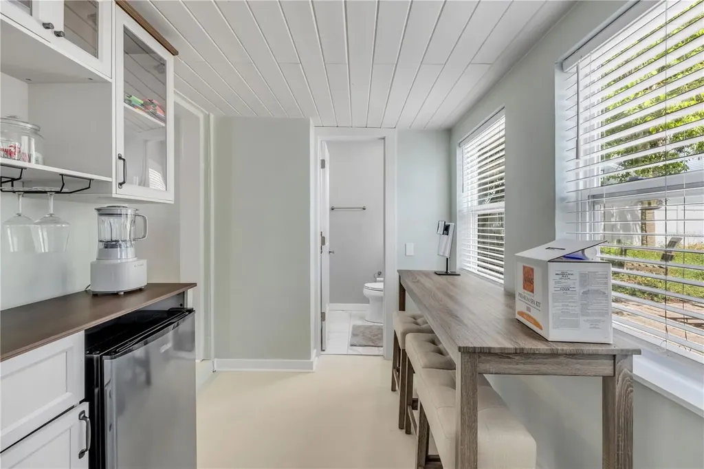308 Due East Street New Smyrna Beach FL 32169
