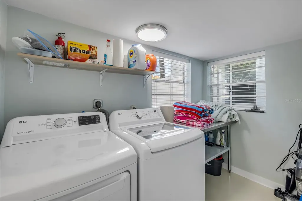 308 Due East Street New Smyrna Beach FL 32169
