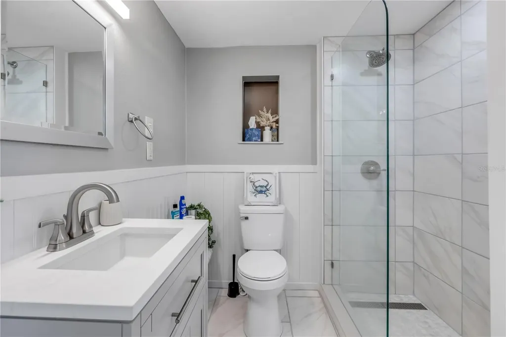 308 Due East Street New Smyrna Beach FL 32169