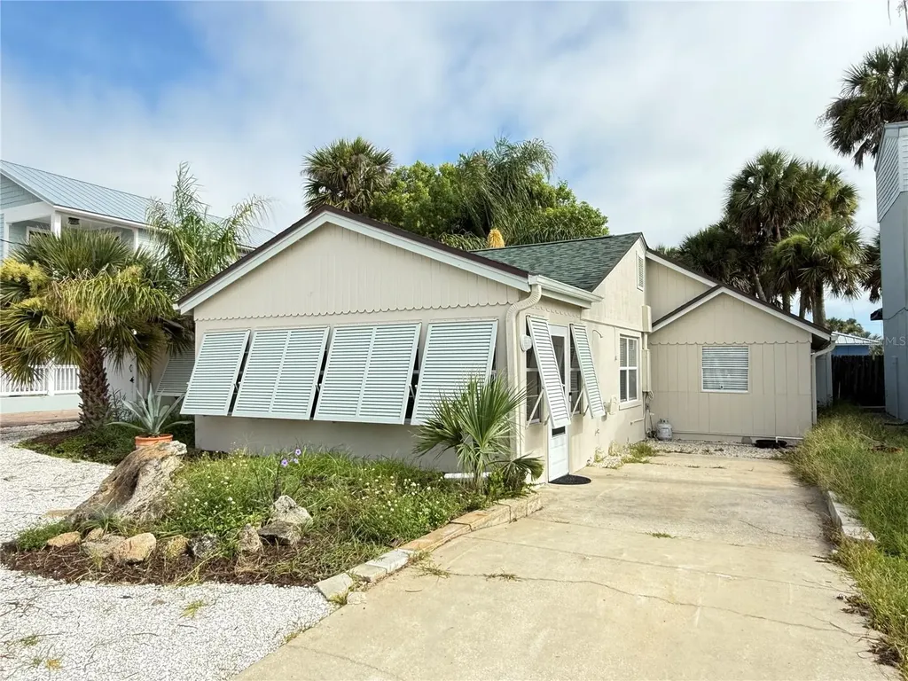 308 Due East Street New Smyrna Beach FL 32169