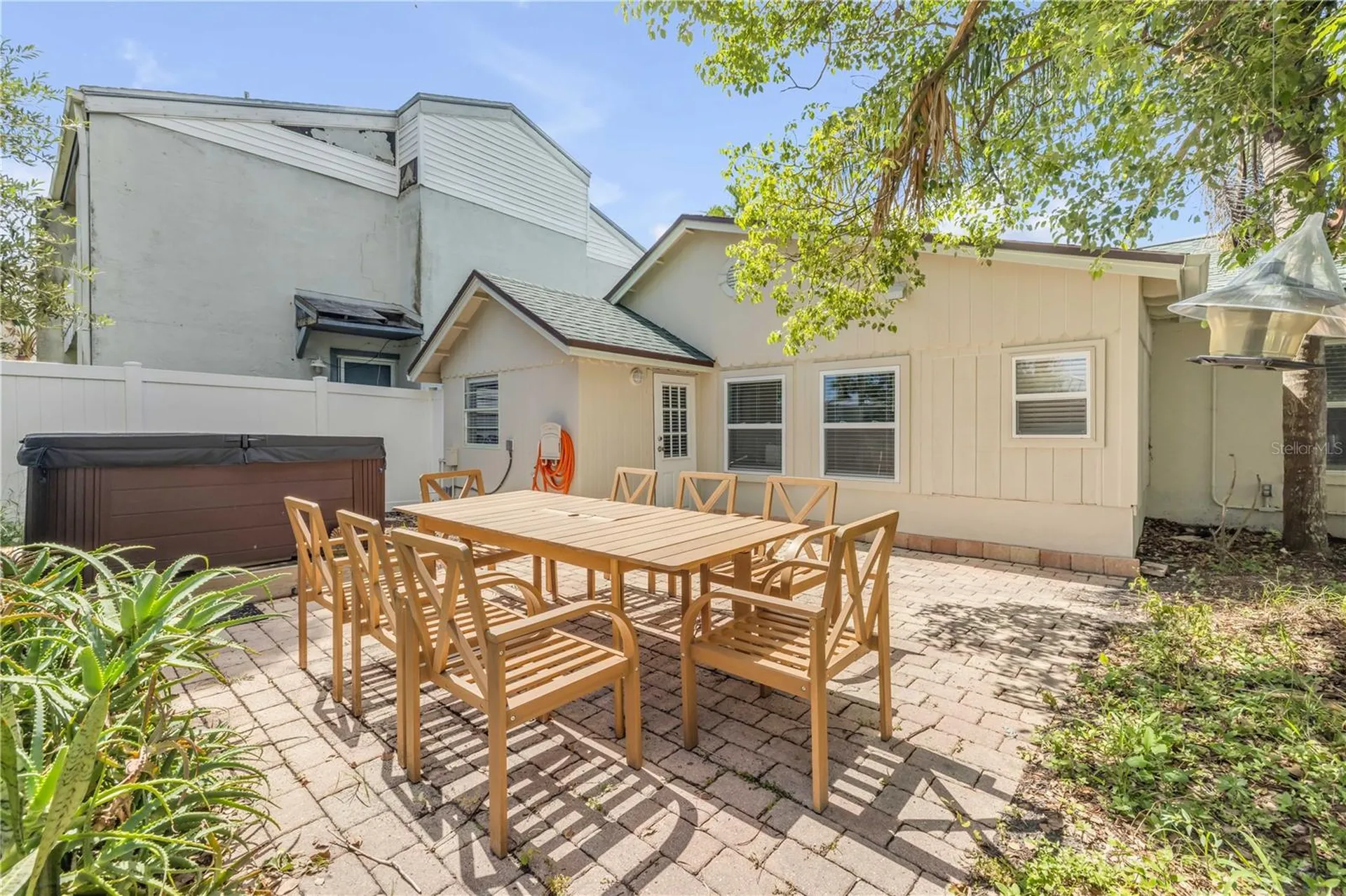 308 Due East Street New Smyrna Beach FL 32169