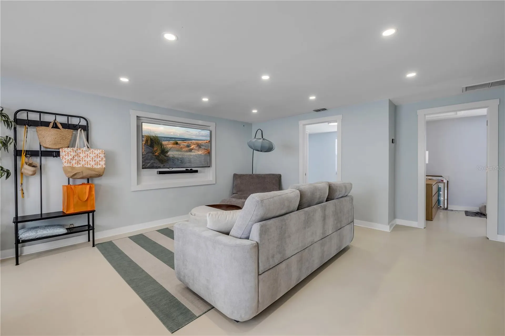 308 Due East Street New Smyrna Beach FL 32169