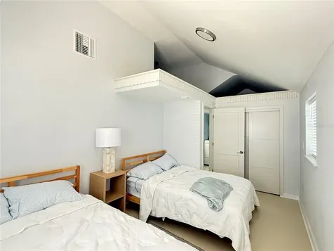 308 Due East Street New Smyrna Beach FL 32169