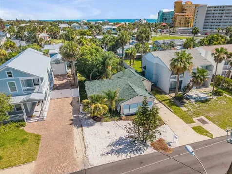 308 Due East Street New Smyrna Beach FL 32169