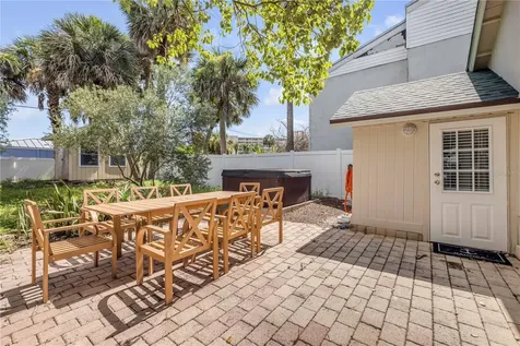 308 Due East Street New Smyrna Beach FL 32169