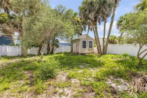 308 Due East Street New Smyrna Beach FL 32169