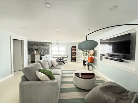 308 Due East Street New Smyrna Beach FL 32169