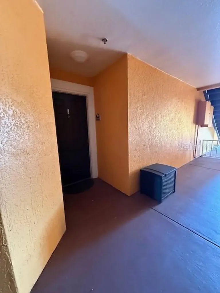 5447 Vineland Road Orlando FL 32811