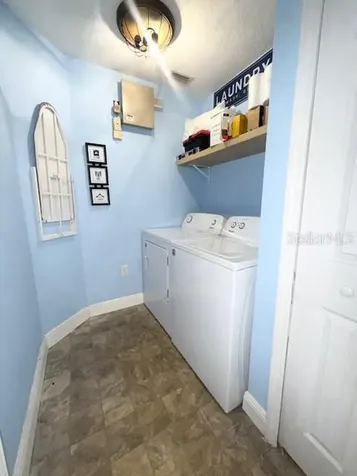 5447 Vineland Road Orlando FL 32811