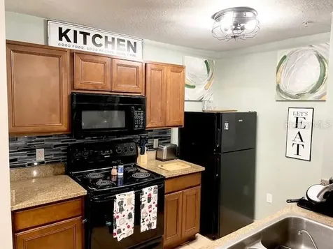 5447 Vineland Road Orlando FL 32811