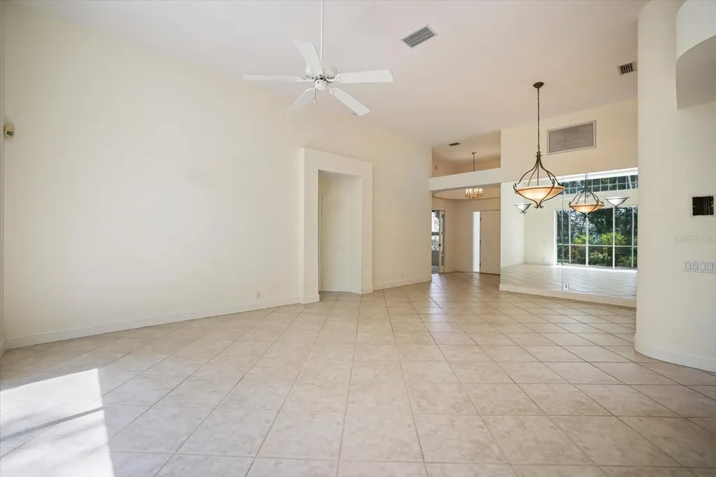 7159 Victoria Circle University Park FL 34201
