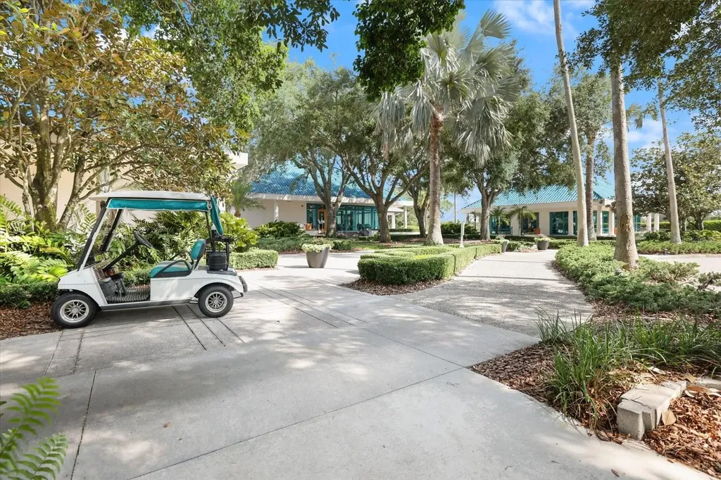 7159 Victoria Circle University Park FL 34201
