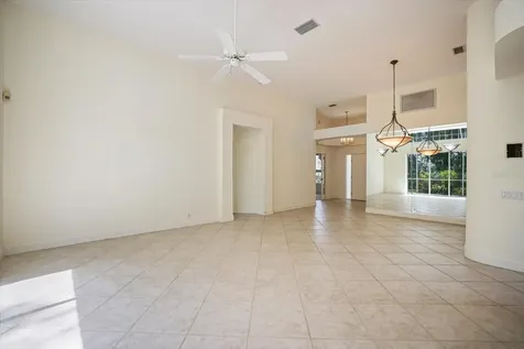 7159 Victoria Circle University Park FL 34201