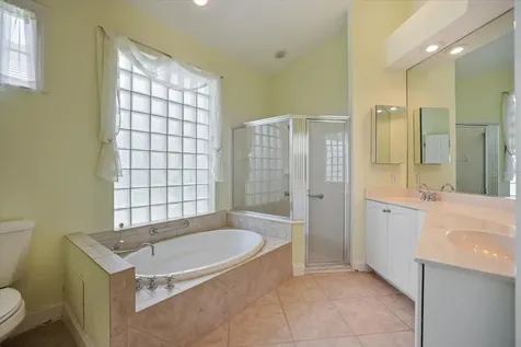 7159 Victoria Circle University Park FL 34201