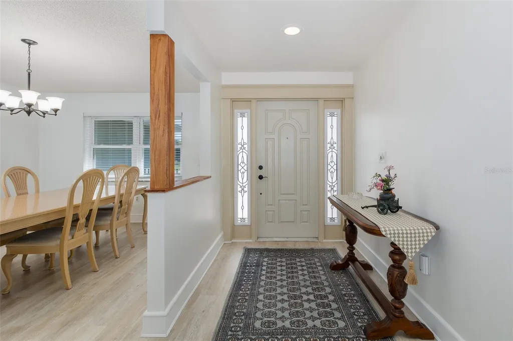 8120 Canterbury Circle Seminole FL 33777