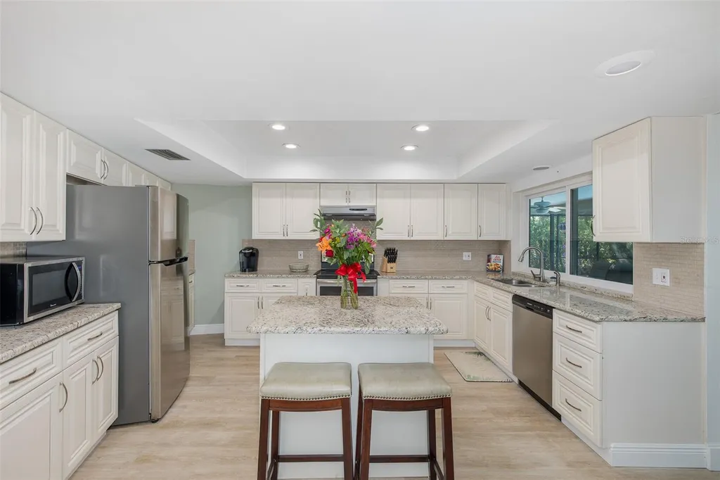 8120 Canterbury Circle Seminole FL 33777