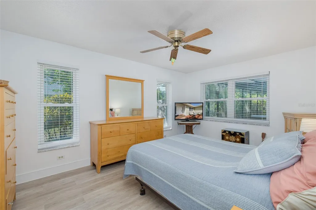 8120 Canterbury Circle Seminole FL 33777