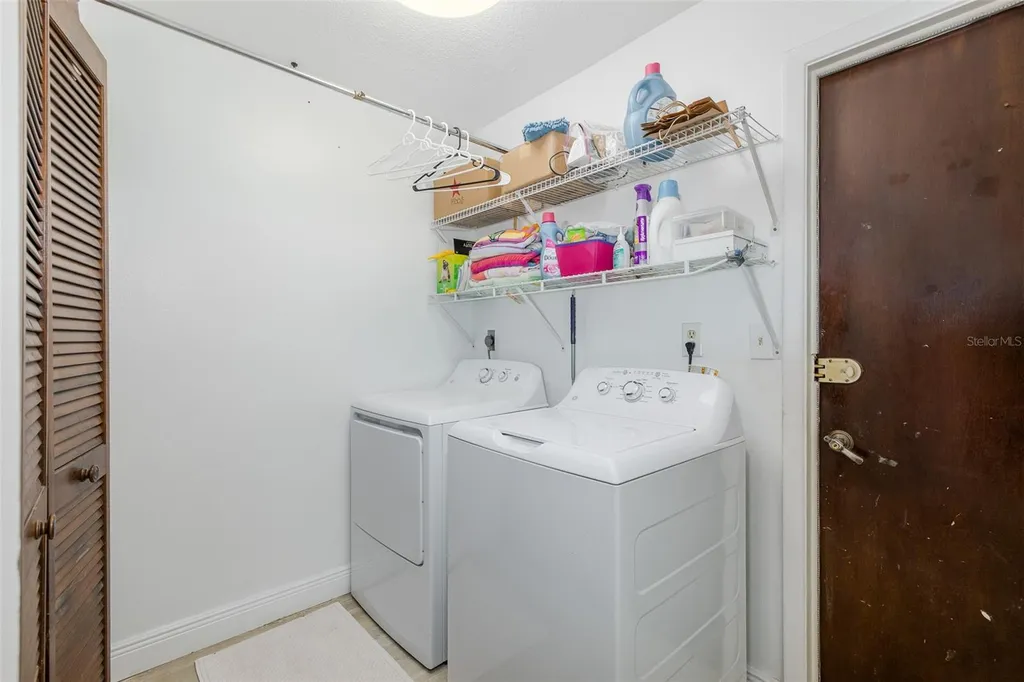 8120 Canterbury Circle Seminole FL 33777