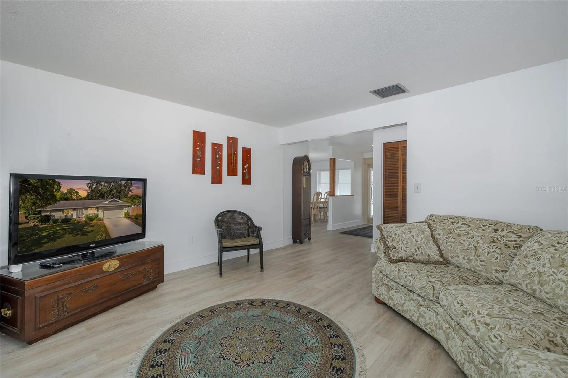8120 Canterbury Circle Seminole FL 33777