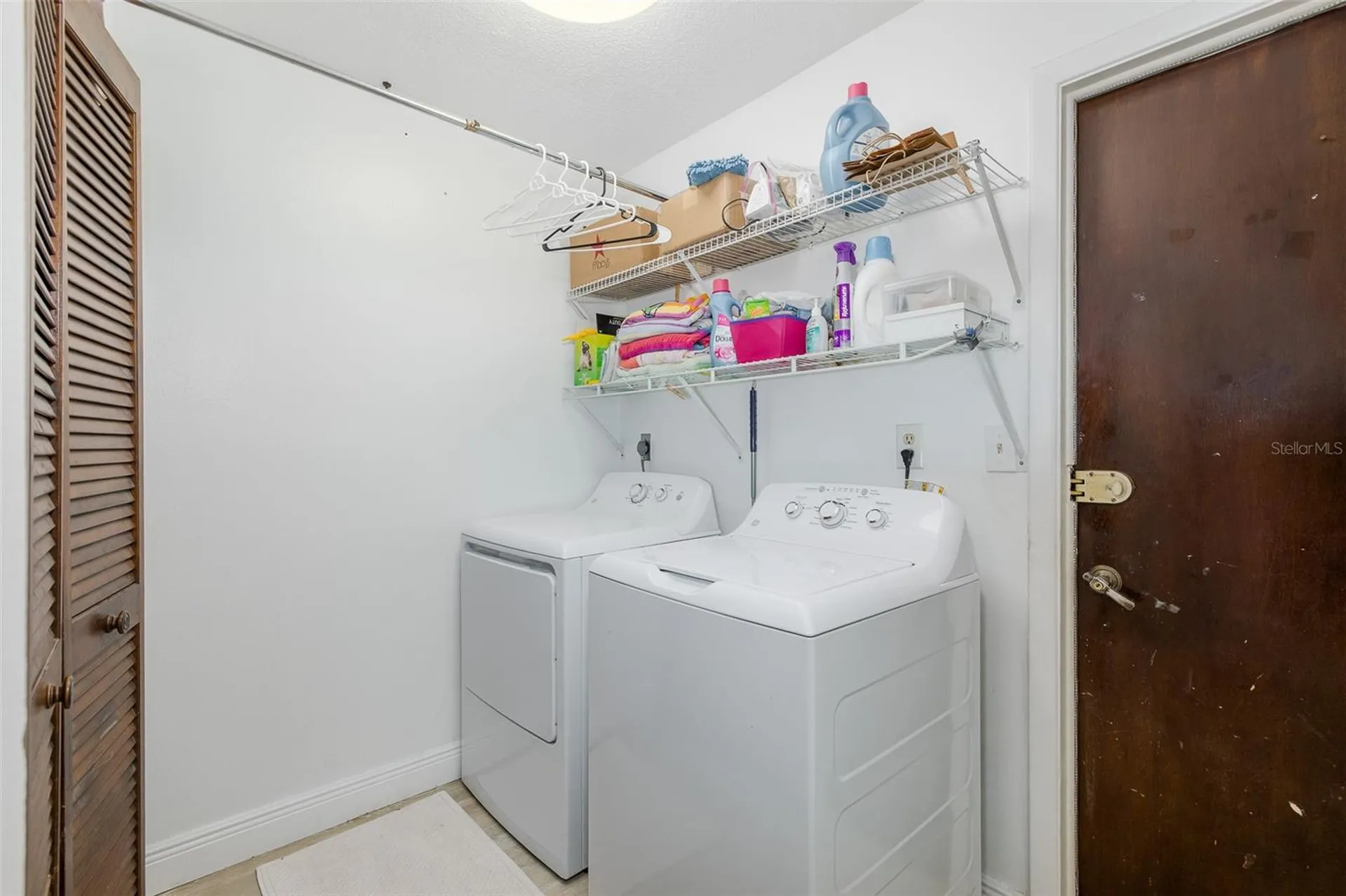 8120 Canterbury Circle Seminole FL 33777