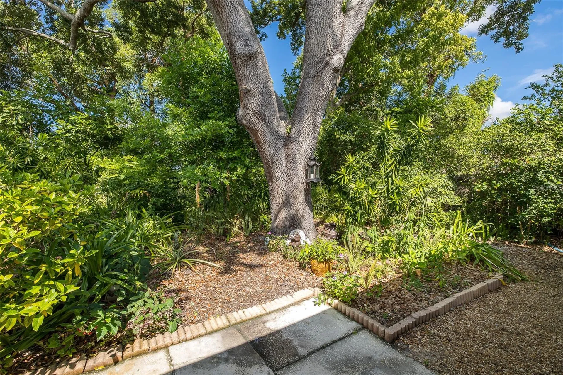 8120 Canterbury Circle Seminole FL 33777