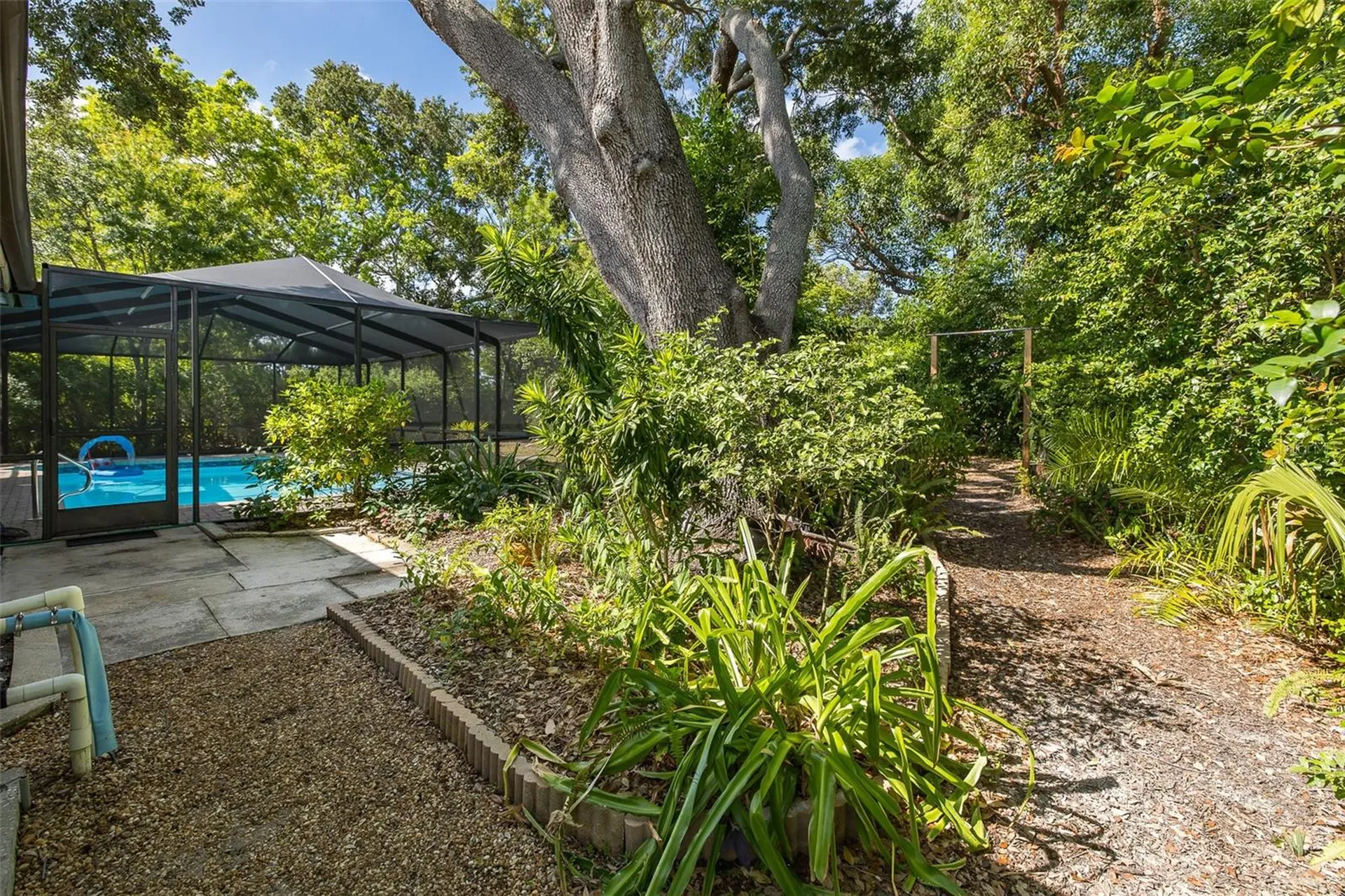 8120 Canterbury Circle Seminole FL 33777